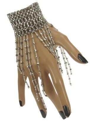 Helmi Ketjurannekoru