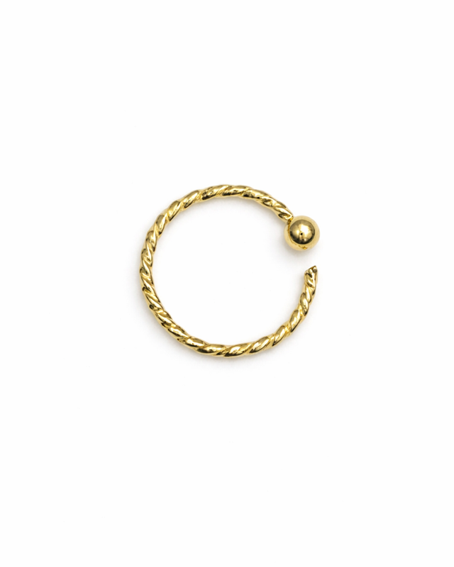 Kullanv&auml;rinen Nen&auml;rengas Pallolla